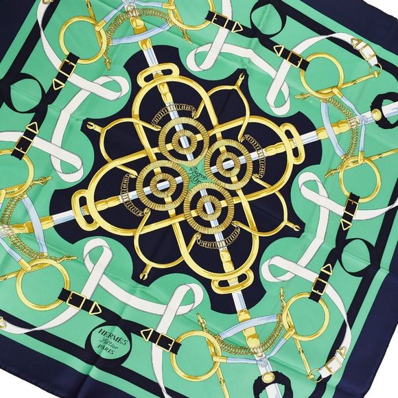 HERMES Carre 90 Scarves - Picture 3 of 11